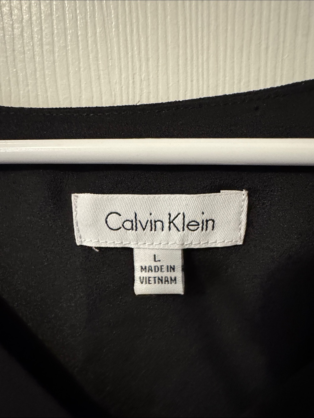 Calvin Klein Black V-Neck Chiffon Bell Sleeve Top - Picture 2 of 3